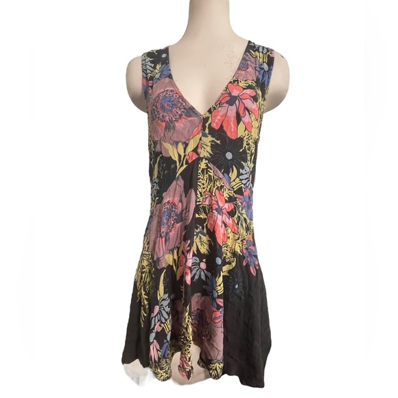 Free People Dresses & Skirts - Free People Mini Dress XS